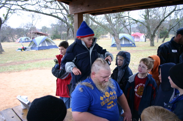 2007-01-06-CubScout-Enchanted-Rock-camping-10-Jack-shaves-MattRobertson-head.JPG